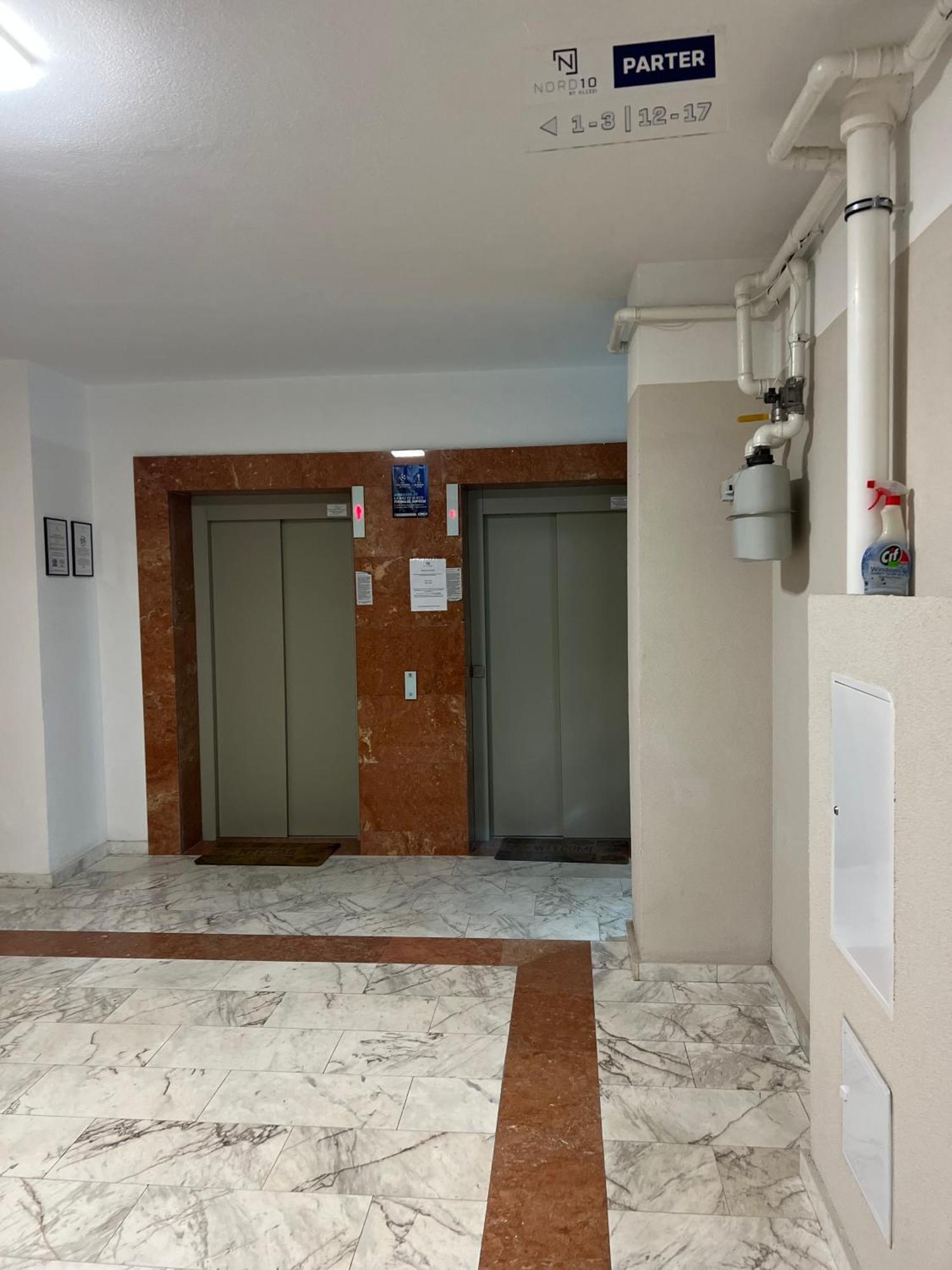 Dominic 2 Beds 1 Sofa Parking Pool Apartament By Alezzi Nord10 Apartment Navodari Luaran gambar
